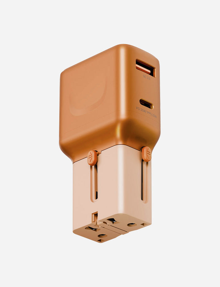 ENERGEA-TRAVELGO 1 PORT USB 1 PORT TYPE C TRAVEL ADAPTER 35WA-ORANGE