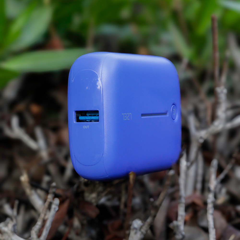 LZEL PrimeBrio Neo 10K Mini Power Bank 22.5W – 10000mAh, Detachable Type-C Cable - Blue