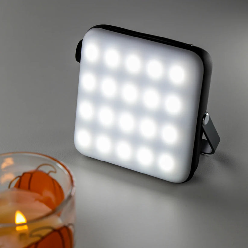 LZEL Luminova Surge20 Trimode Led Light 100-1200 Lumens with 20,000mAh Battery - Black