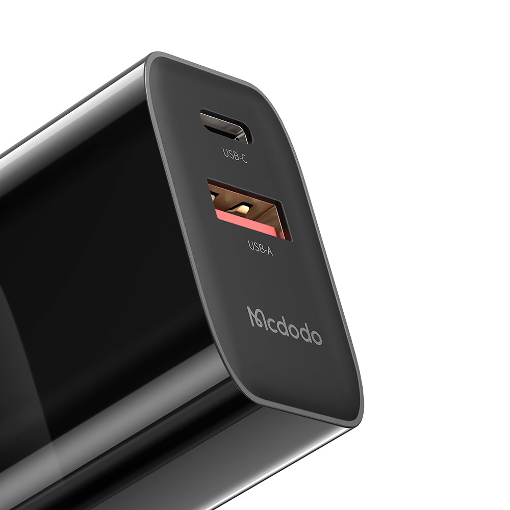 MCDODO-HOME CHARGER WITH USB C TO TYPE C CABLE 33W