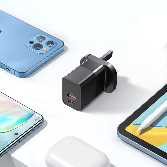 MCDODO-CHARGERHOME WTH CABLE 20W USB C TO LIGHTNING - BLACK