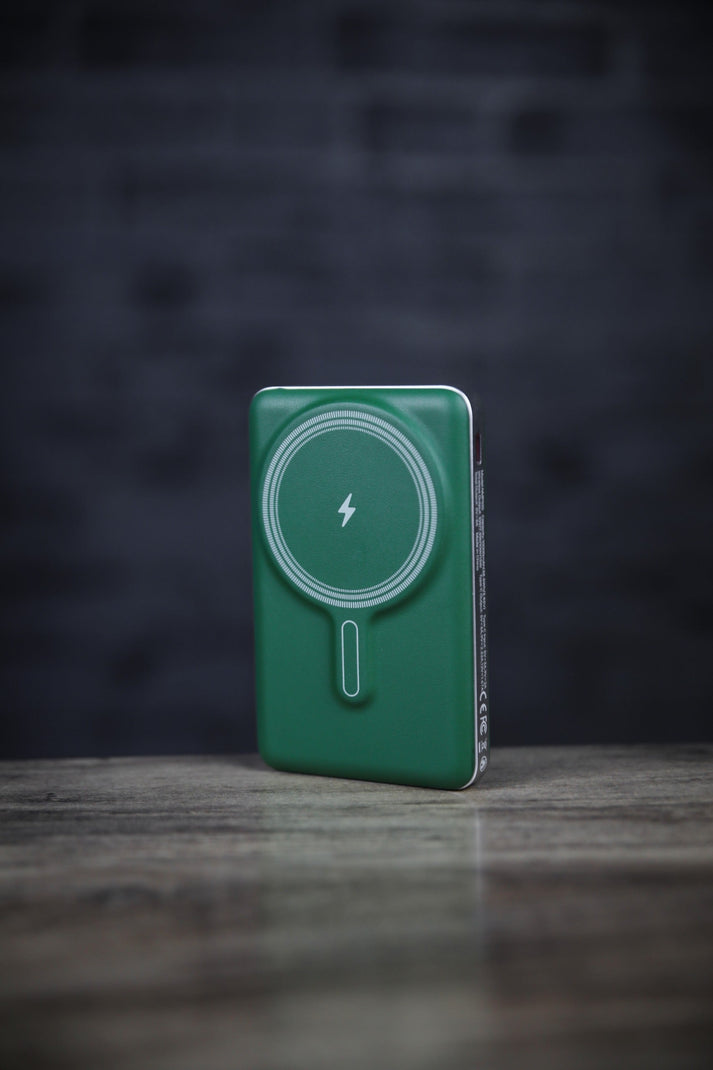 LZEL Novus MagPower 10,000mAh PD MagSafe Power Bank 20W USB-C - Green