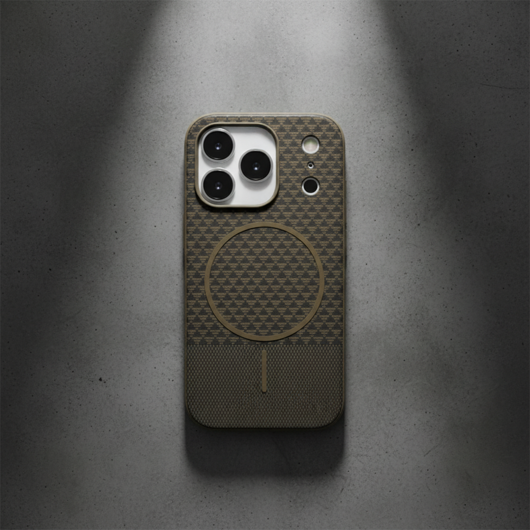 LZEL Magcarbon Splice Case for iPhone 17 Pro  - Brown Carbon