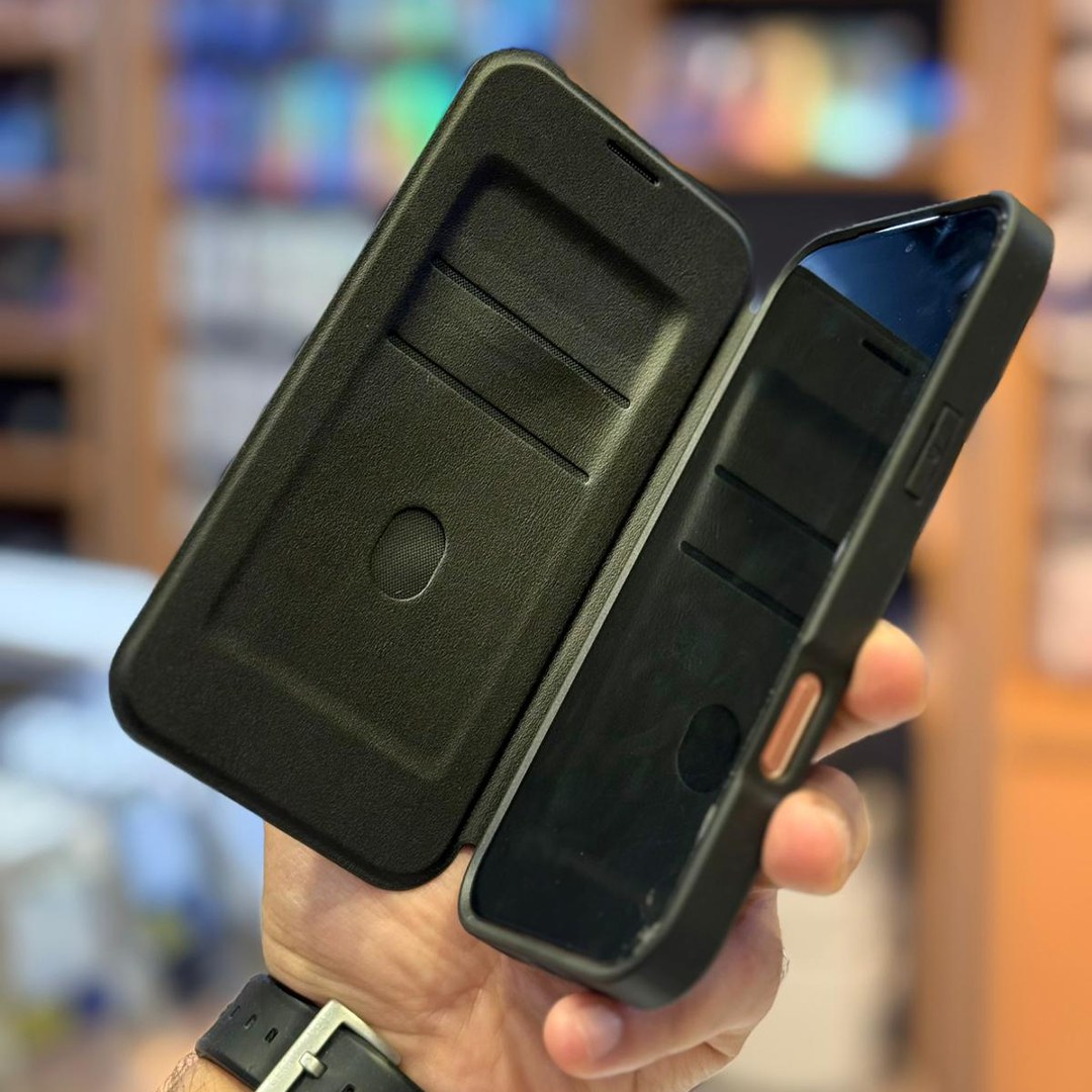 LZEL MagFlip Wallet Case for iPhone 17 Pro - Black