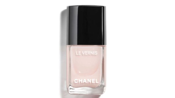Chanel Le Vernis Nail Colour - Ballerina