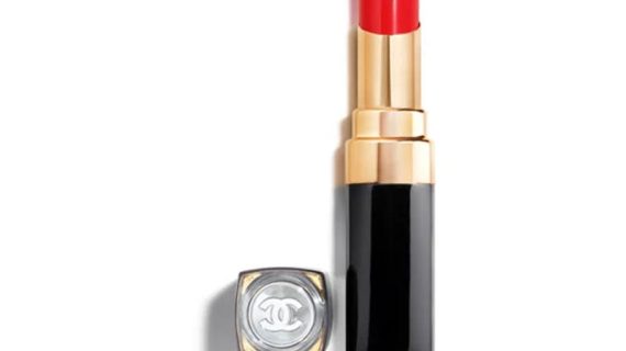 Chanel Rouge Coco Flash Colour, Shine, Intensity In A Flash Lipstick - 66 Pulse