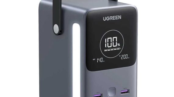 UGREEN PB770, 48000mAh 300W Fast Charging Power Bank - Black