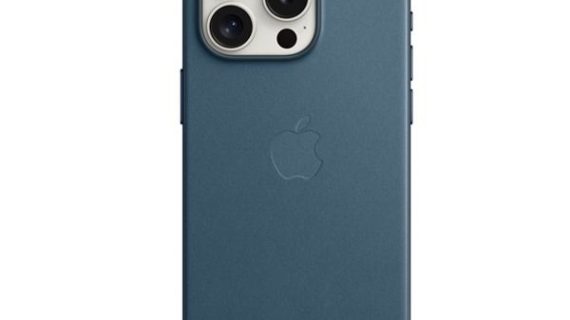 Apple iPhone 15 Pro Max FineWoven Case With Magsafe Pacific | Blue